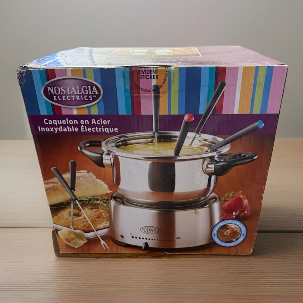 NOSTALGIA STAINLESS STEEL ELECTRIC FONDUE POT 1200W-FPS200-NEW-TEMP. CONTROL